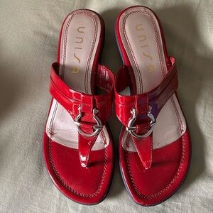Unisa sandals